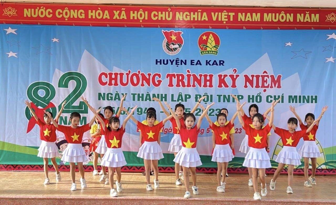 văn nghệ hđ 1